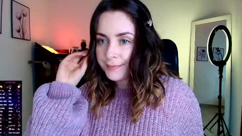 madelamee online show from April 5, 2026, 8:50 pm