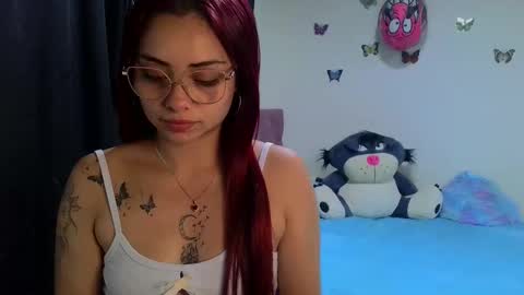 Snapshot of madeleine_2018 chatting on May 21, 2026, 10:11 am sofia online show from May 21, 2026, 10:11 am