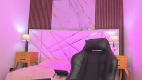 Madeline  online show from February 3, 2026, 6:40 am