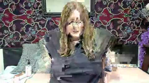 Snapshot of madelinebeau chatting on April 25, 2026, 10:40 pm madelinebeau online show from April 25, 2026, 10:40 pm