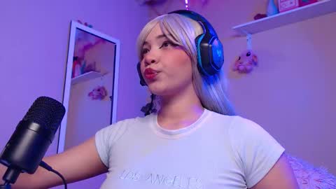 Snapshot of madelinebenet chatting on October 6, 2025, 3:48 am Madeline online show from October 6, 2025, 3:48 am