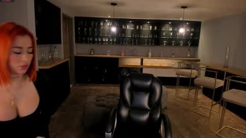 Madeline online show from September 26, 2025, 10:19 am