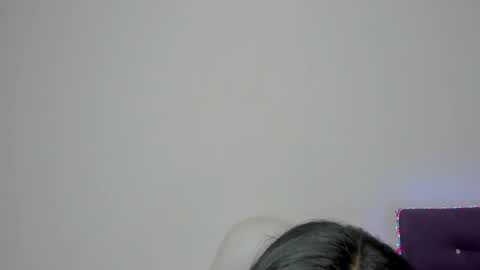 madelinesquit online show from April 11, 2026, 7:18 pm