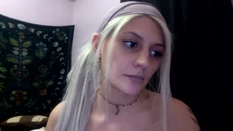 Snapshot of madelinevalentine chatting on September 21, 2025, 4:47 am madeline online show from September 21, 2025, 4:47 am