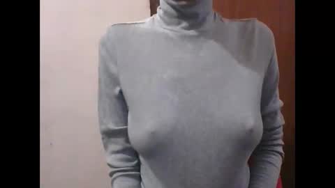 Snapshot of madhubala09 chatting on January 23, 2025, 12:25 am madhubala09 online show from January 23, 2025, 12:25 am