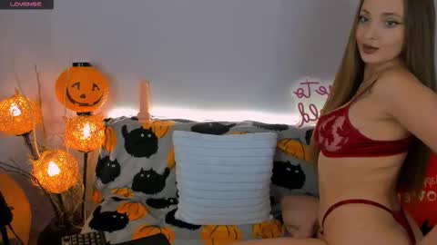 Madison online show from October 25, 2025, 10:15 pm