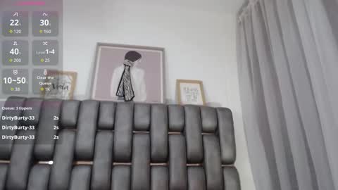 M A D I S O N online show from May 15, 2026, 11:12 pm