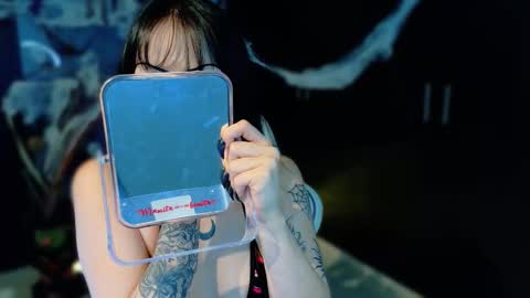 madison_jacksonn online show from October 8, 2025, 9:23 pm