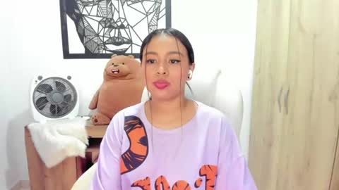 Snapshot of madison_montes chatting on July 10, 2026, 6:17 am madison montes online show from July 10, 2026, 6:17 am