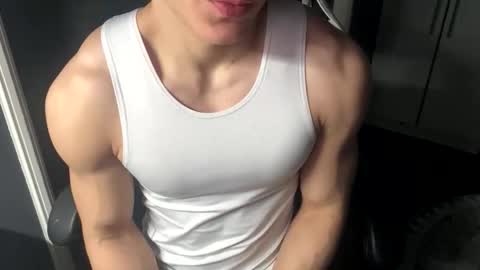 Snapshot of madisonboy2 chatting on October 30, 2025, 12:12 am madisonboy2 online show from October 30, 2025, 12:12 am