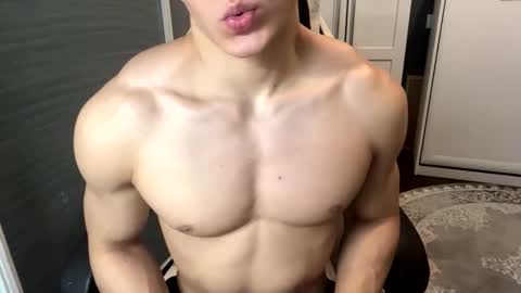 Snapshot of madisonboy2 chatting on November 1, 2025, 10:45 pm madisonboy2 online show from November 1, 2025, 10:45 pm