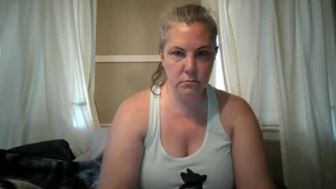 Snapshot of madisonfelicia chatting on October 8, 2025, 8:39 pm Madison online show from October 8, 2025, 8:39 pm