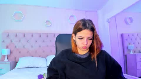 Snapshot of madisonsky_ chatting on October 19, 2025, 1:12 pm madison online show from October 19, 2025, 1:12 pm