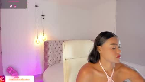 Madisson Davon online show from October 5, 2025, 12:14 pm