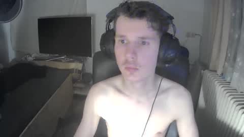 madnessss1215 online show from February 28, 2026, 9:16 pm