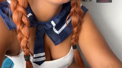 Snapshot of madsnextdoor chatting on October 19, 2025, 8:48 am Maddie online show from October 19, 2025, 8:48 am