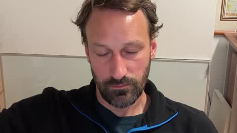 maenu_69 online show from October 12, 2025, 9:36 pm