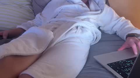 maerte online show from December 27, 2024, 6:42 pm