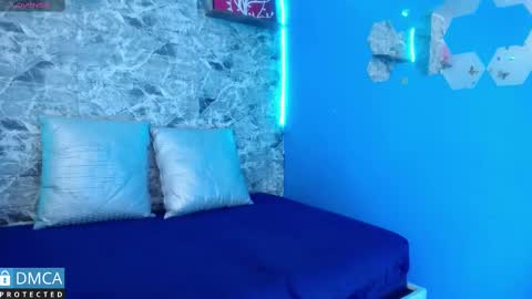 Snapshot of maevekuro chatting on March 4, 2025, 1:55 am maevekuro online show from March 4, 2025, 1:55 am