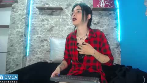 Snapshot of maevekuro chatting on March 10, 2025, 7:18 pm maevekuro online show from March 10, 2025, 7:18 pm