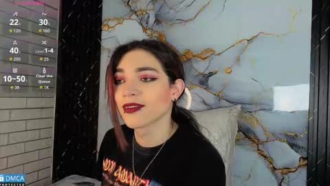 Snapshot of maevekuro chatting on November 8, 2025, 3:07 am maevekuro online show from November 8, 2025, 3:07 am