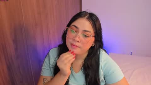 Mafe Montiel online show from July 18, 2026, 12:42 pm