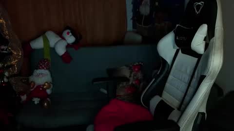 mafecito24 online show from December 1, 2025, 2:16 am