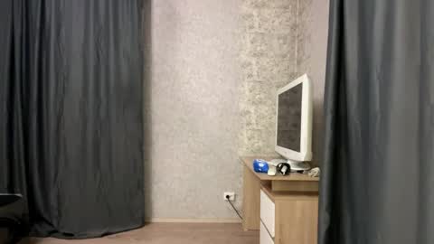 Marie online show from April 2, 2026, 7:11 pm