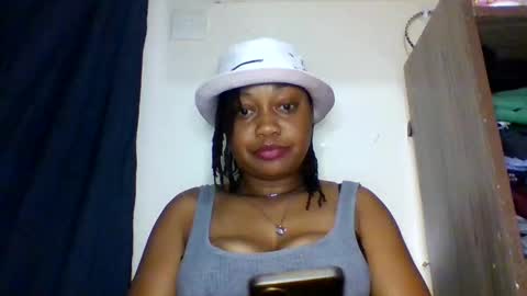 magdalinemus online show from April 3, 2026, 11:52 am