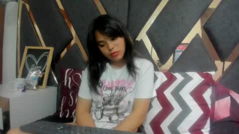 Snapshot of maggyx_69 chatting on June 20, 2026, 4:32 pm Kimy online show from June 20, 2026, 4:32 pm