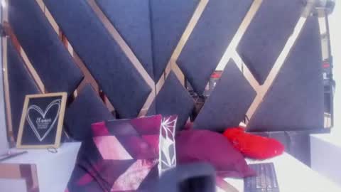 Snapshot of maggyx_69 chatting on July 2, 2026, 4:02 pm Kimy online show from July 2, 2026, 4:02 pm