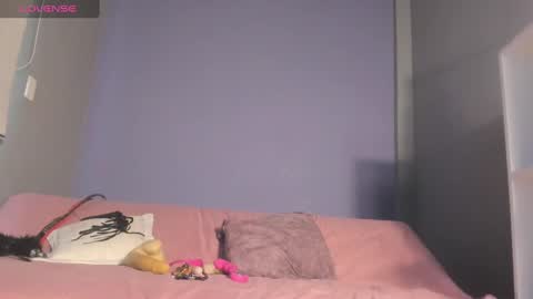 Snapshot of magic_axa_graham chatting on December 12, 2024, 8:53 pm My name is magic axa grahamDont forget to follow me IG online show from December 12, 2024, 8:53 pm