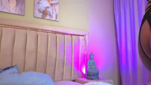 Snapshot of magic_axa_graham chatting on October 16, 2025, 10:00 pm My name is magic axa grahamDont forget to follow me IG online show from October 16, 2025, 10:00 pm