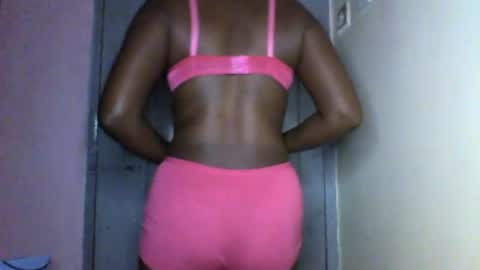 Snapshot of magic_bliss chatting on June 14, 2026, 1:36 am Bliss online show from June 14, 2026, 1:36 am