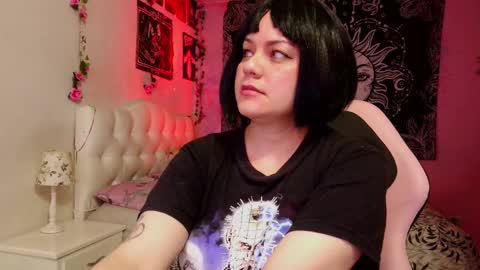 Snapshot of magic_clairewitch chatting on February 16, 2025, 1:14 am Claire online show from February 16, 2025, 1:14 am