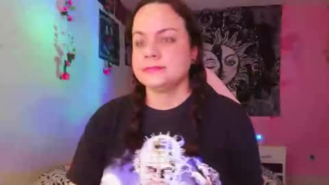 Snapshot of magic_clairewitch chatting on March 5, 2025, 1:31 am Claire online show from March 5, 2025, 1:31 am