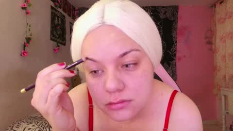 Snapshot of magic_clairewitch chatting on March 7, 2025, 11:27 pm Claire online show from March 7, 2025, 11:27 pm