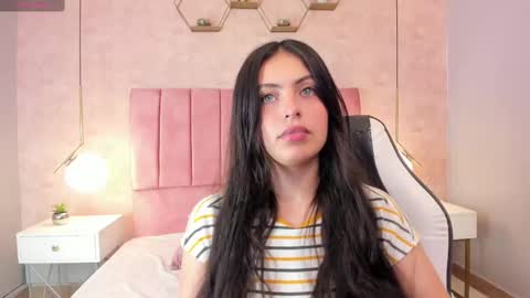 Fer online show from March 4, 2025, 8:38 pm