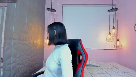 Snapshot of magic_oliviah chatting on June 10, 2026, 11:53 am Oliviah online show from June 10, 2026, 11:53 am