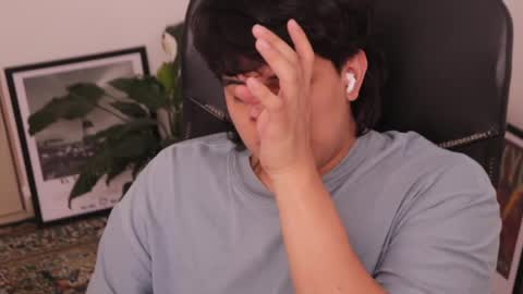 Tony Hoffa online show from April 15, 2026, 8:20 pm