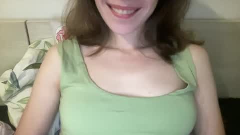 magicgirl50053 online show from May 5, 2026, 6:16 pm
