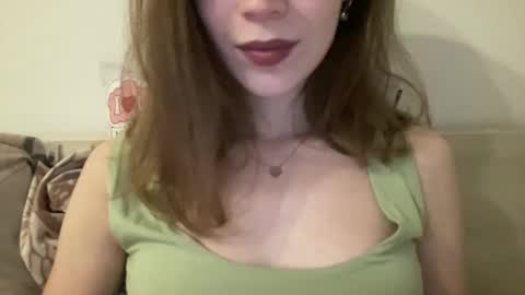 magicgirl50053 online show from May 9, 2026, 5:51 pm