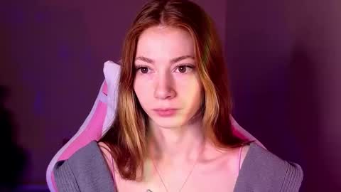 Snapshot of magicladyy chatting on March 8, 2025, 12:11 am Angel online show from March 8, 2025, 12:11 am