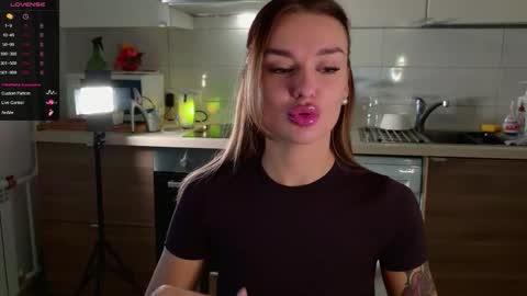 MagicLove online show from October 15, 2025, 3:06 am