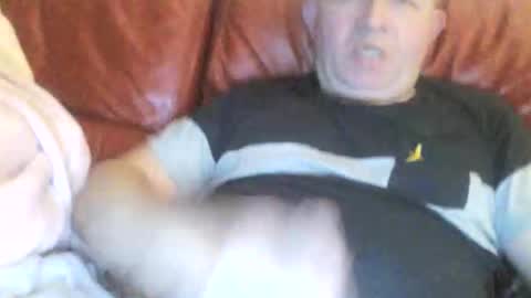 magicman250 online show from November 9, 2025, 9:24 pm