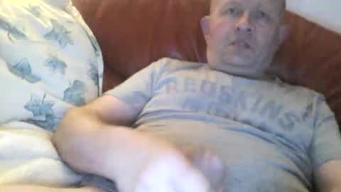 Snapshot of magicman250 chatting on April 17, 2026, 7:50 pm magicman250 online show from April 17, 2026, 7:50 pm