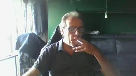 magicomerlino63 online show from September 24, 2025, 11:24 am