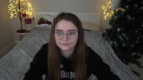 Emily online show from January 2, 2025, 8:02 pm