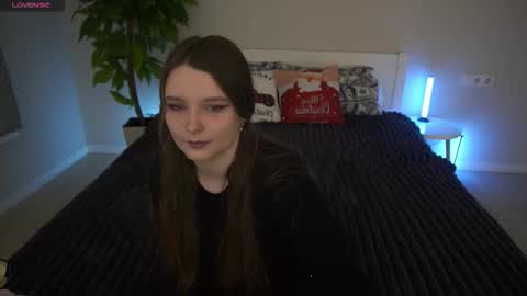 Snapshot of magicpeachhs chatting on February 5, 2026, 7:13 am Emily online show from February 5, 2026, 7:13 am