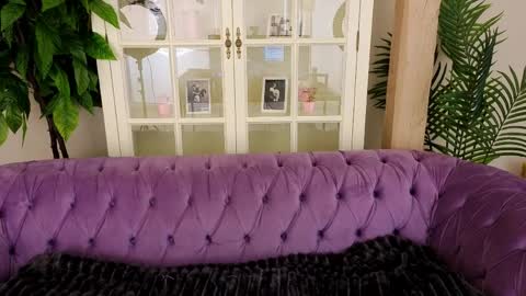Snapshot of magicpeachhs chatting on April 3, 2026, 6:00 am Emily online show from April 3, 2026, 6:00 am